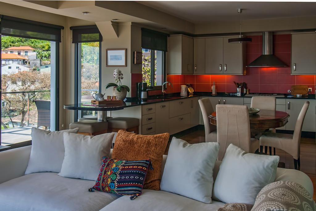 Number 15 Ocean & City View Villas フンシャル 部屋 写真