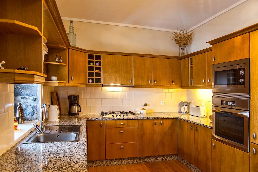 Number 15 Ocean & City View Villas フンシャル 部屋 写真