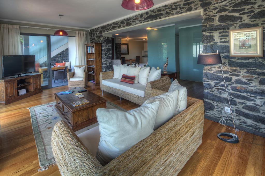 Number 15 Ocean & City View Villas フンシャル 部屋 写真
